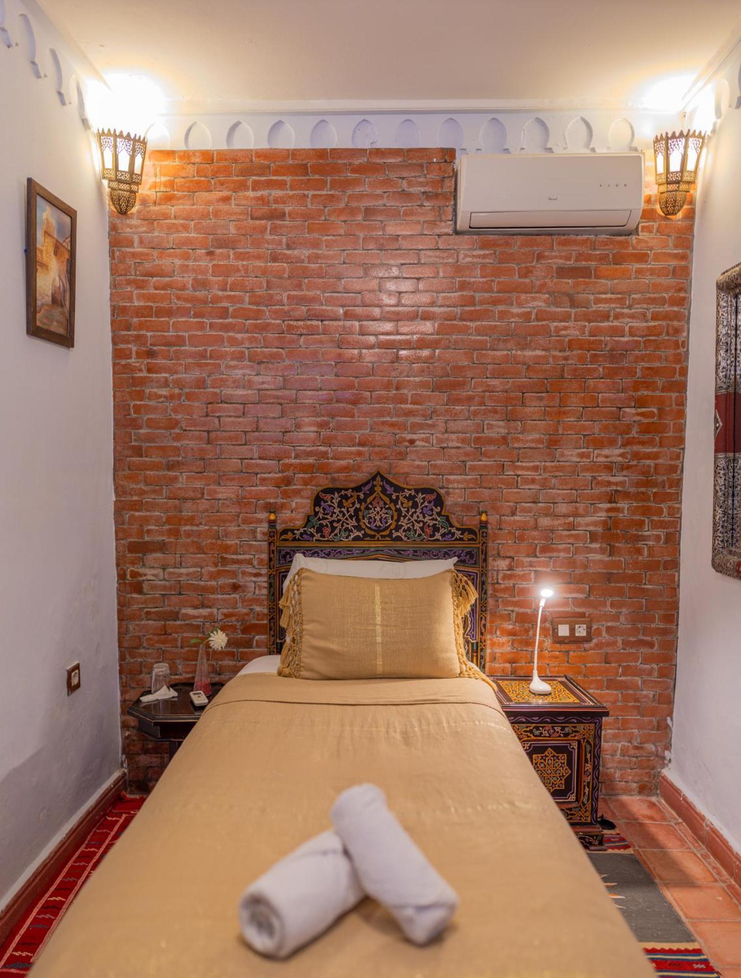 Casa Sabila 3*
